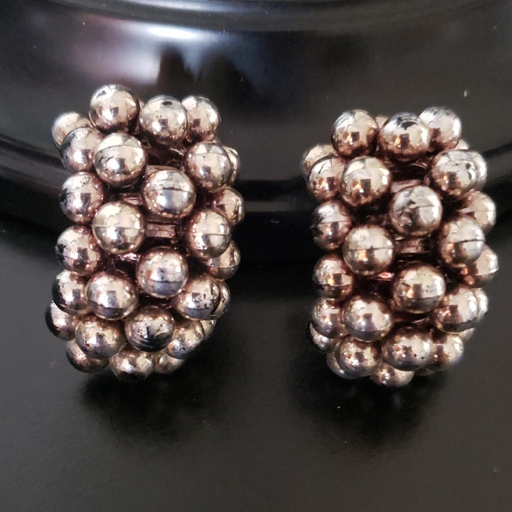 Chunky Silvertone Beaded Cluster Lightweight Clip-On Earrings